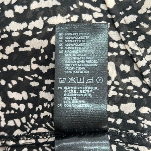 H&M Top/Kimono Woman Black & White Short Sleeves Sz 8 - Picture 8 of 12